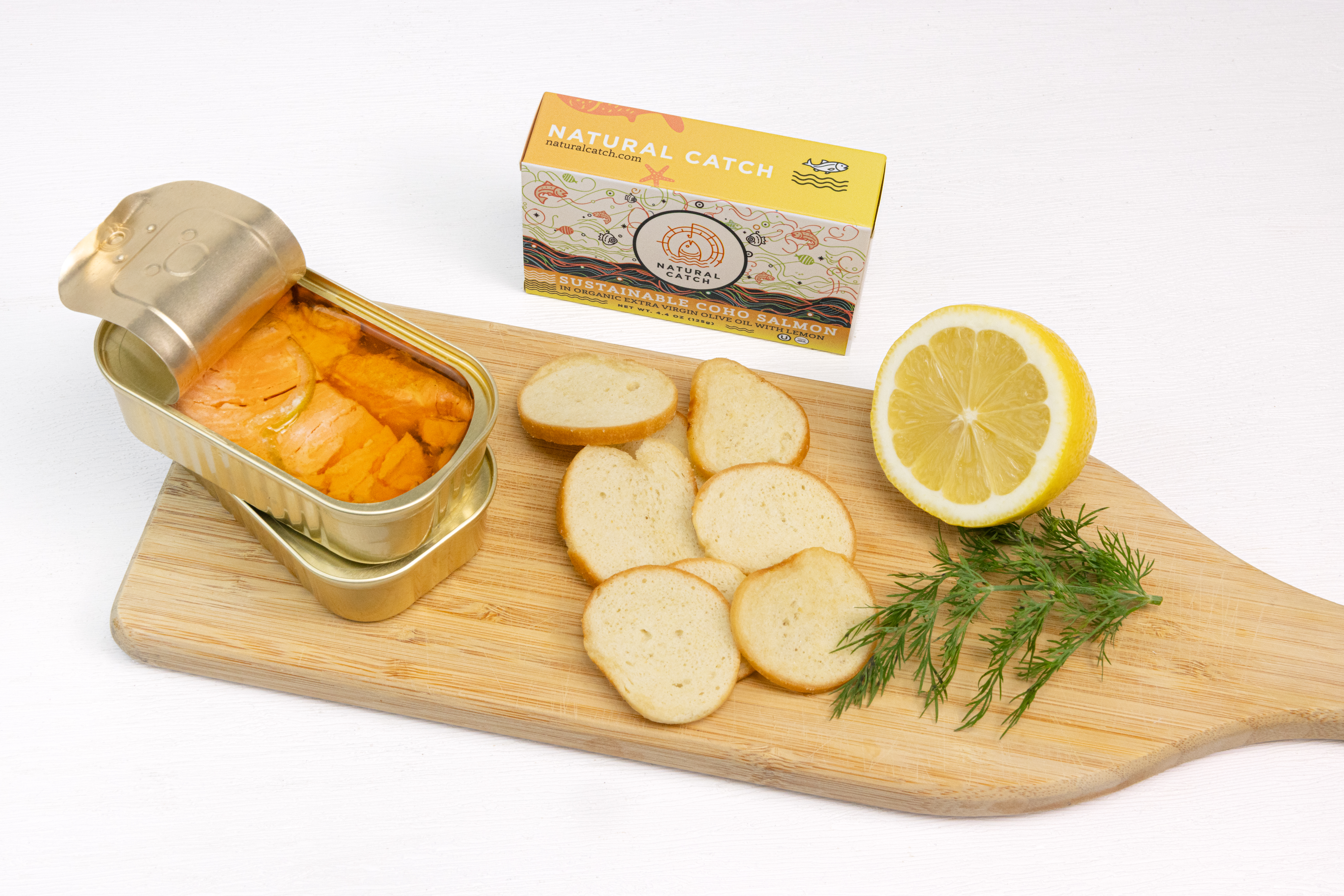 natural-catch-coho-salmon-lemon-olive-oil-lifestyle-4.jpg preview