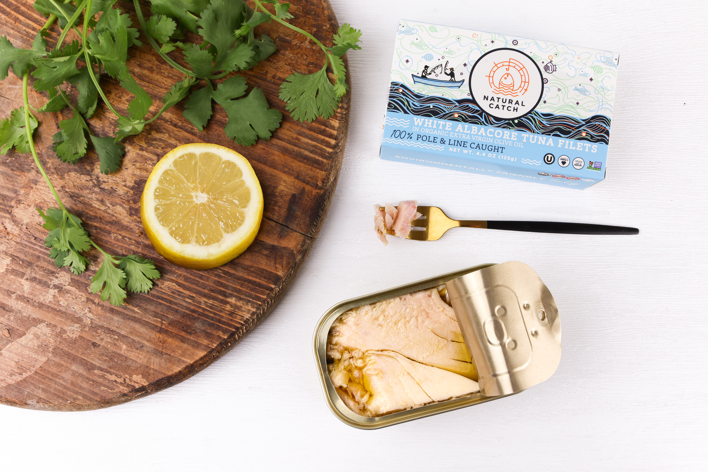 natural-catch-white-albacore-tuna-olive-oil-lifestyle-5-square.jpg preview